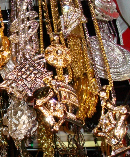 Hip-Hop Jewelry, Mens Gangsta Jewelry, Pimp Daddy Jewelry, Bling Bling Costume Jewelery