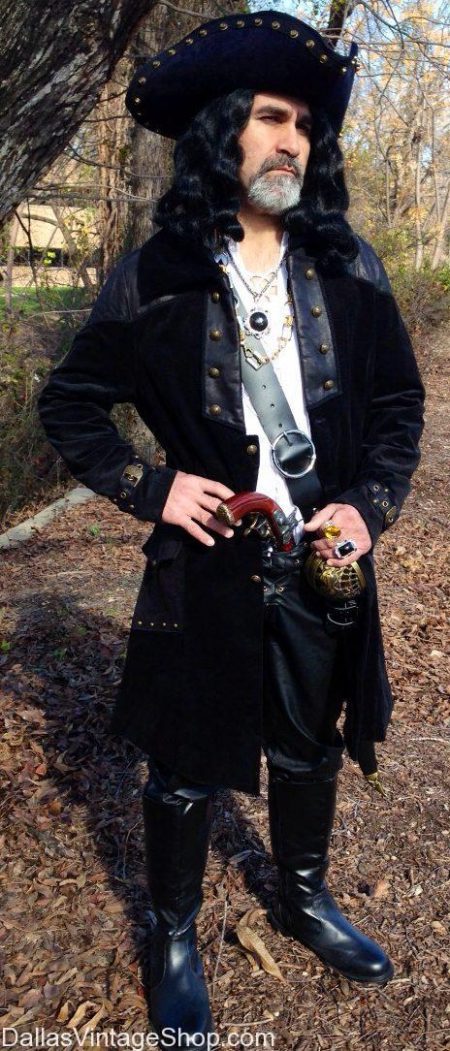 Regal Pirate Captain Man Costume ID:1615582