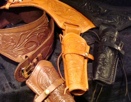 thumbnail image 2 of Gun Holster Belt Modestone 44/45 Left Handed Western Leather Holster Gun Belt Belt Holster 2 of 9