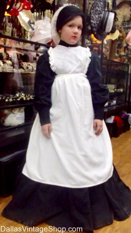 Pioneer Woman Prairie Pilgrim Olden Day Colonial Victorian Maid