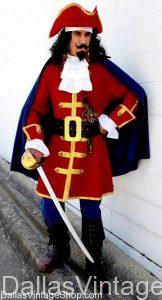 Captain Morgan, Killer Pirate Captain Outfit, Superior Pirate Costumes