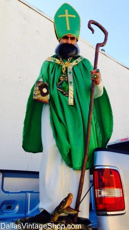 We have the largest Irish Costumes collection in the Dallas area. This St. Patrick Traditional Costume is just one of the many Quality Irish Iconic Character costues we have in stock all year round.