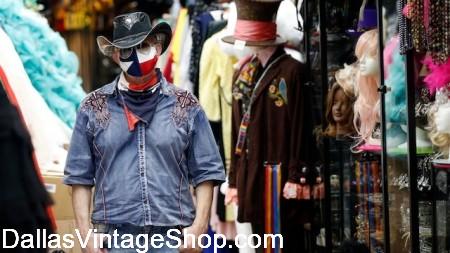 Jerry Purvis, Owner Dallas Vintage Shop welcomes shoppers back during the reopening of the Economy during the Covid 19 Epidemic.
