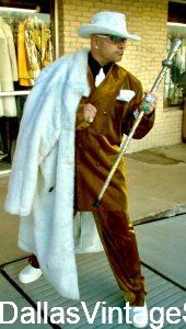 Pimp Daddy Fur Coats, Men's Long Fur Coats for Mob Bosses, Rock Stars, Hip Hop, Men's Celebrity Status Fashions. Dallas Vintage Shop has Vintage & Faux Fur Jackets, Full Length Fur Coat in White, Animal Prints, Black, Mink and other Colors.