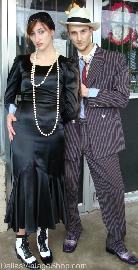 Warren Beatty and Faye Dunaway 1930's Bonnie and Clyde Costumes